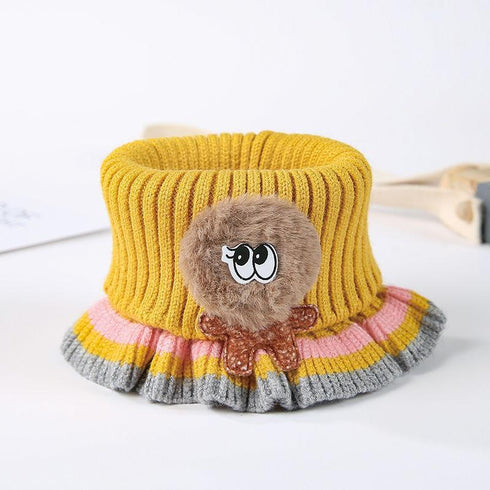 Children's Knitted Giraffe Decal Scarf