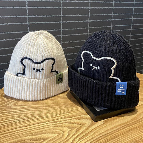 Autumn and winter Japanese cute bear embroidered wool cap 22.0-22.8 inches
