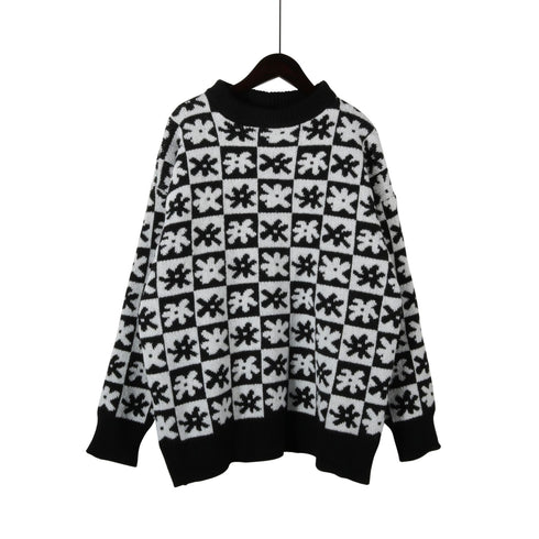 Small Plaid Crewneck Knit Sweater for Autumn and Winter