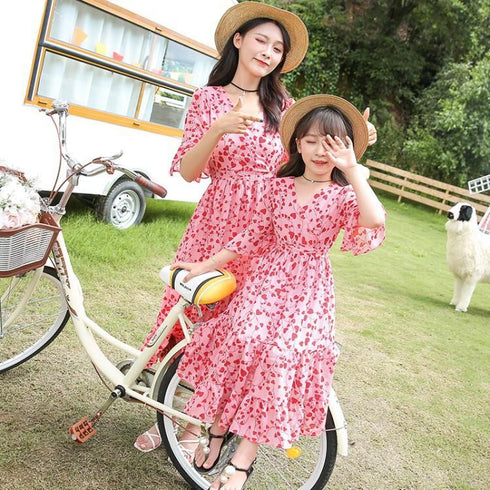Mommy And Me Love V-neck Trumpet Sleeve Parent-child Dress