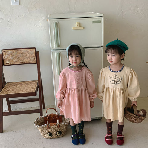 Spring and autumn children's corduroy skirt simple baby princess skirt