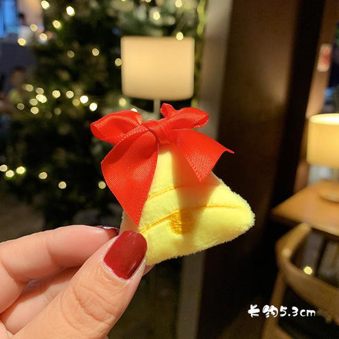 Christmas cartoon brooch