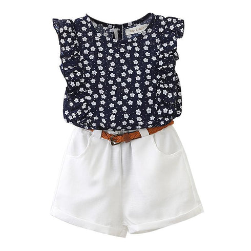 Spring and summer girls' sleeveless t-shirt and short pants