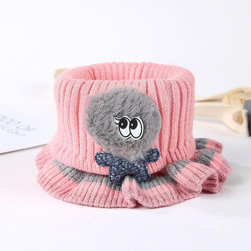 Children's Knitted Giraffe Decal Scarf