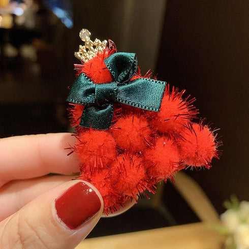 Christmas cartoon brooch