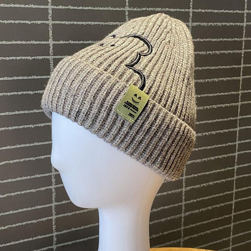 Autumn and winter Japanese cute bear embroidered wool cap 22.0-22.8 inches