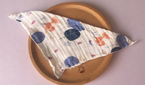 Eight-layer gauze triangle towel for newborn