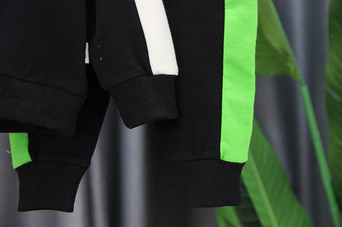 Two-piece spring and autumn sportswear for baby boys