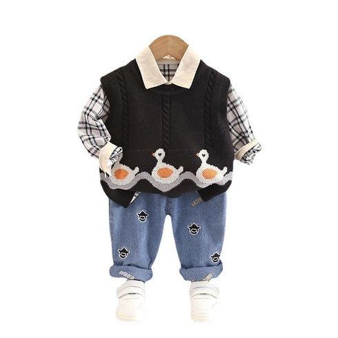 Spring and autumn boys casual sweater waistcoat set of three