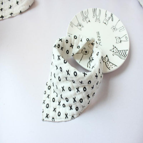 Eight-layer gauze triangle towel for newborn