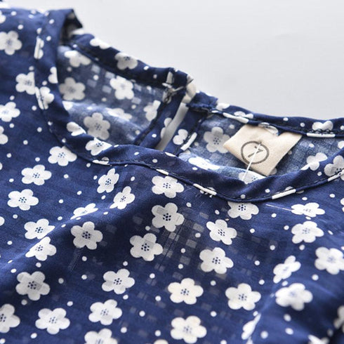 Spring and summer girls' sleeveless t-shirt and short pants